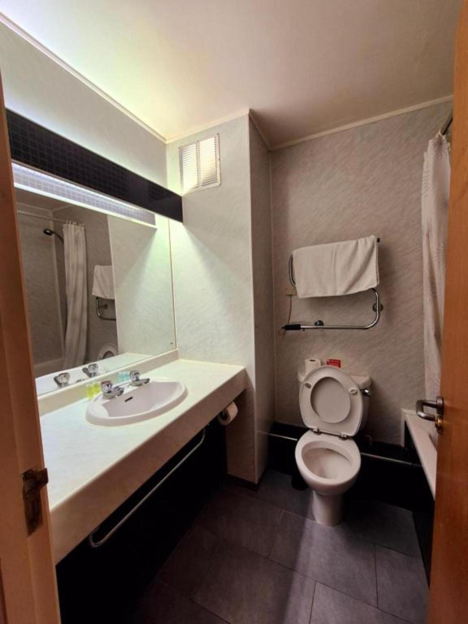 Boston Supreme Hotel Dış mekan fotoğraf